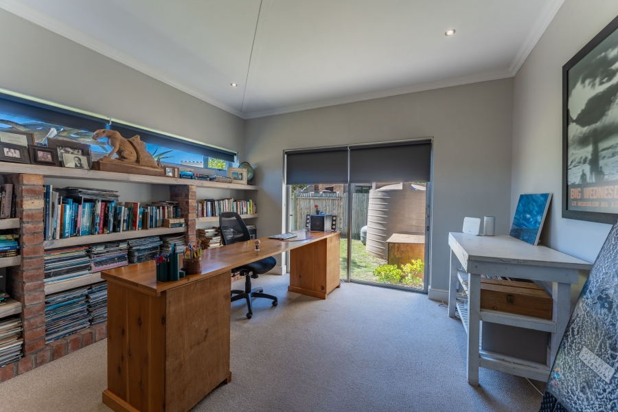 4 Bedroom Property for Sale in Cape St Francis Eastern Cape